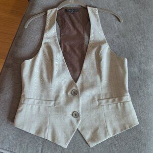 Chic Brown Plaid Vest / Size 10 / Express